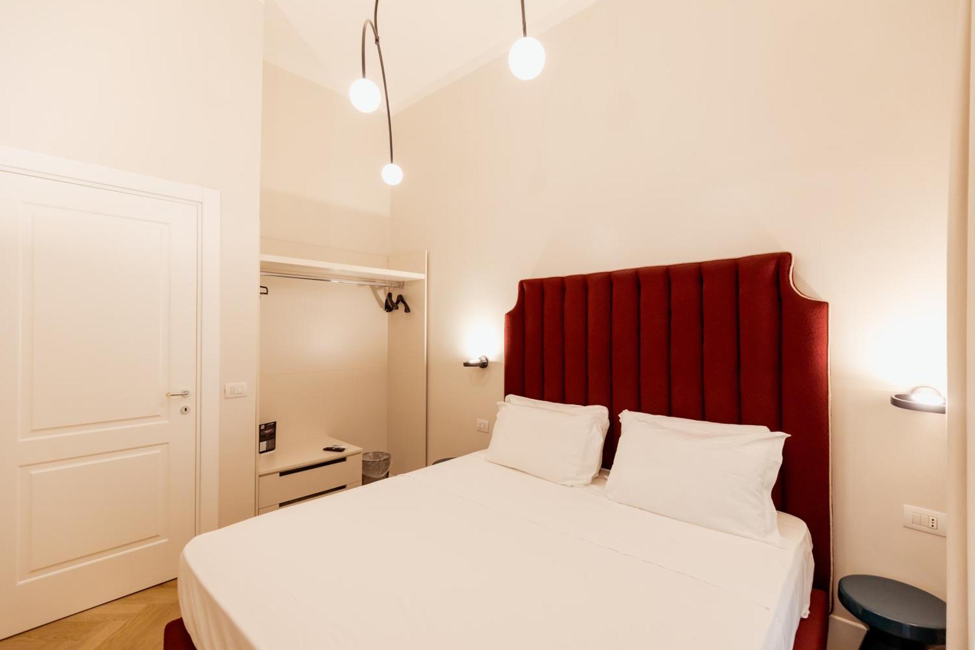 Residenza Umberto I Hotel Napoli Bagian luar foto