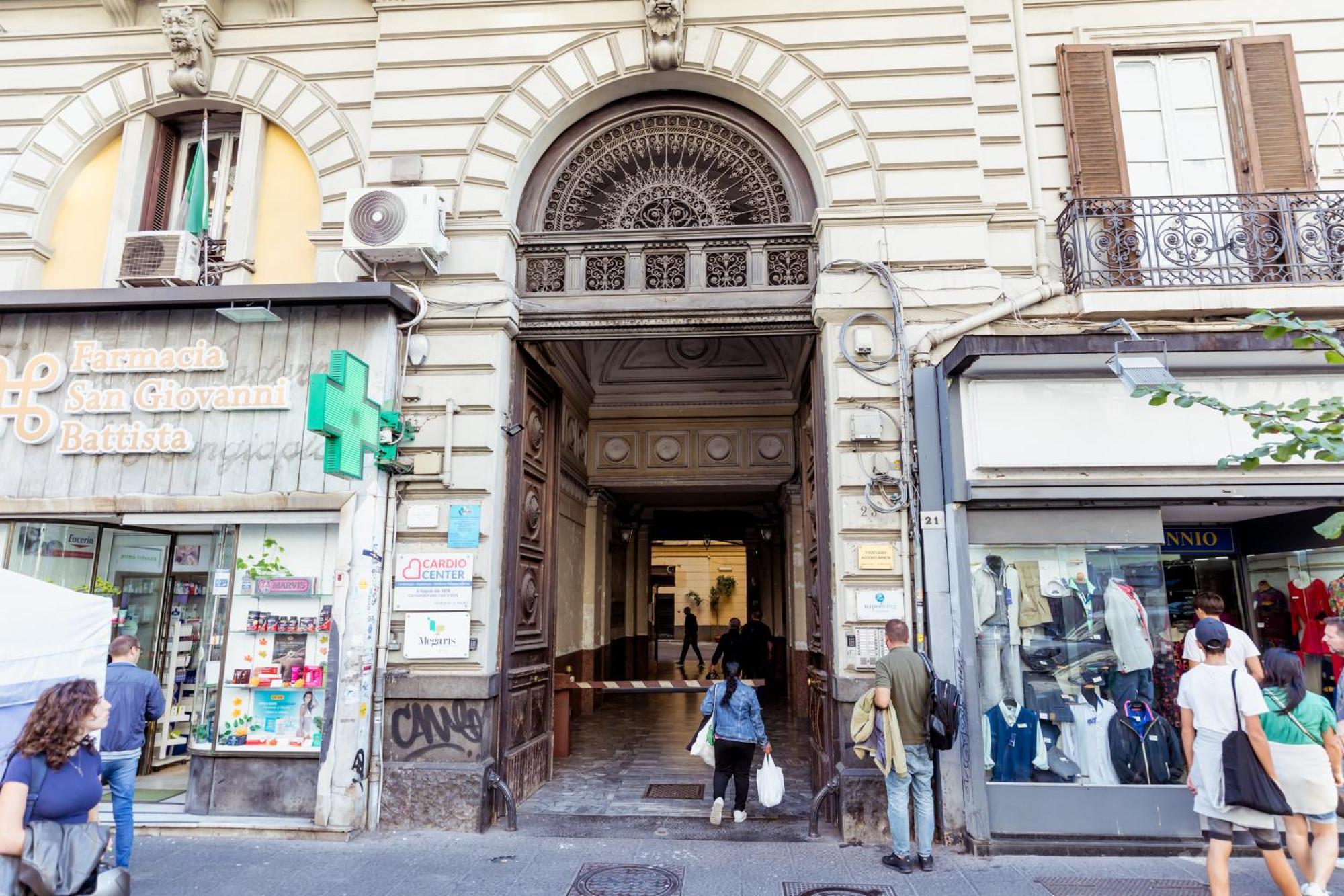 Residenza Umberto I Hotel Napoli Bagian luar foto